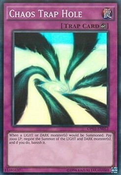 Chaos Trap Hole Card Front