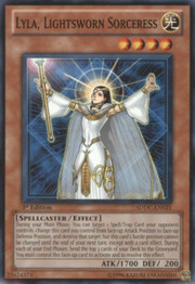 Lyla, Lightsworn Sorceress